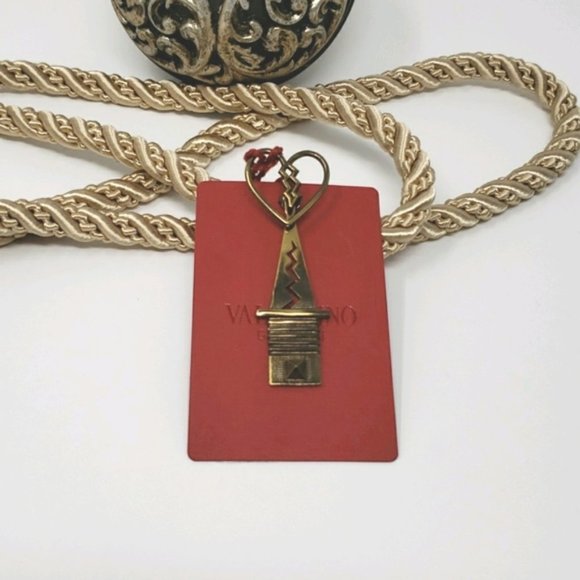 🎁Valentino Dagger & Heart Jacket Earring - Picture 2 of 6